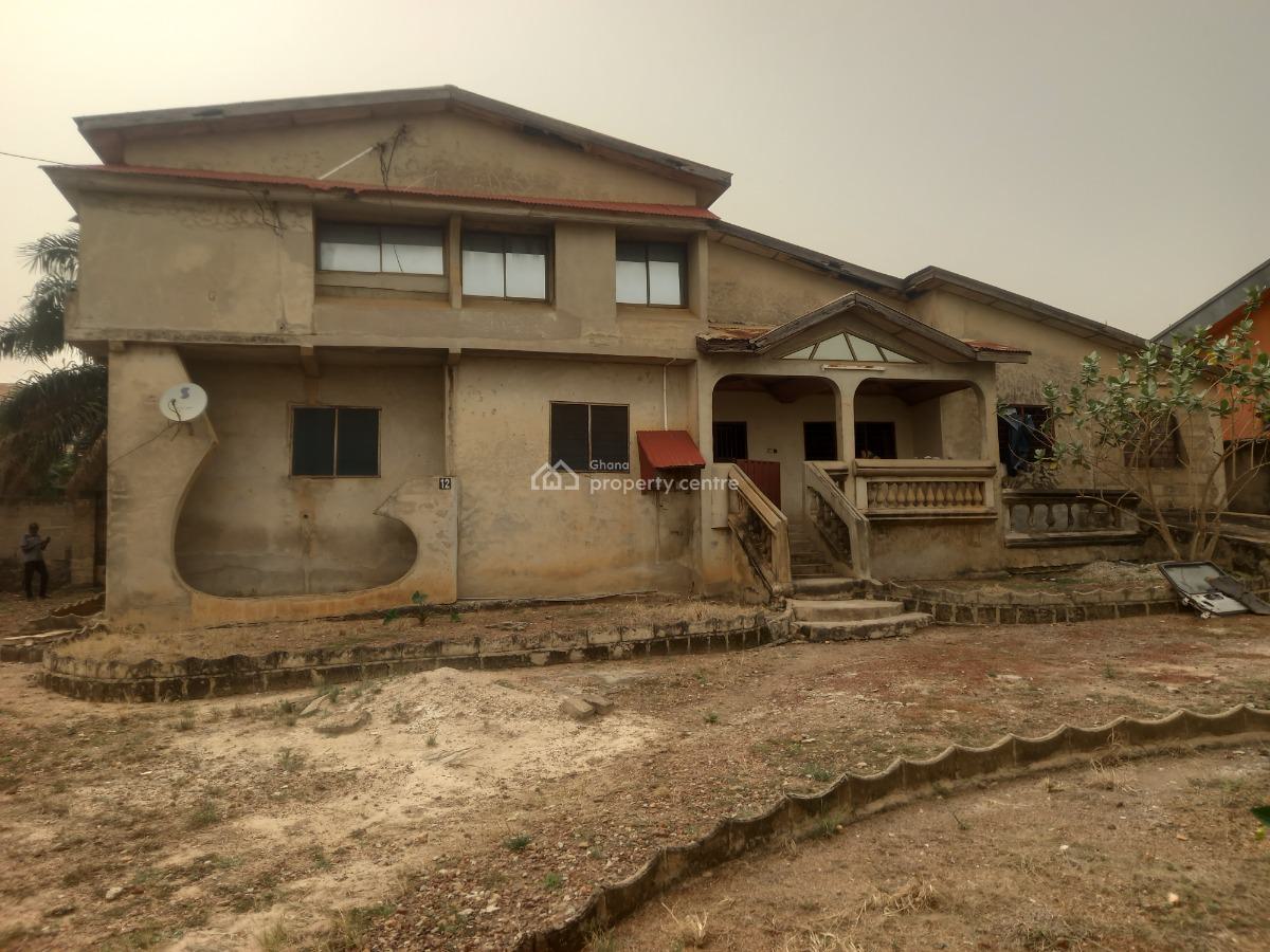 6 Bedrooms, Kronum, Near Suame, Makro., Kumasi Metropolitan, Ashanti, House for Sale
