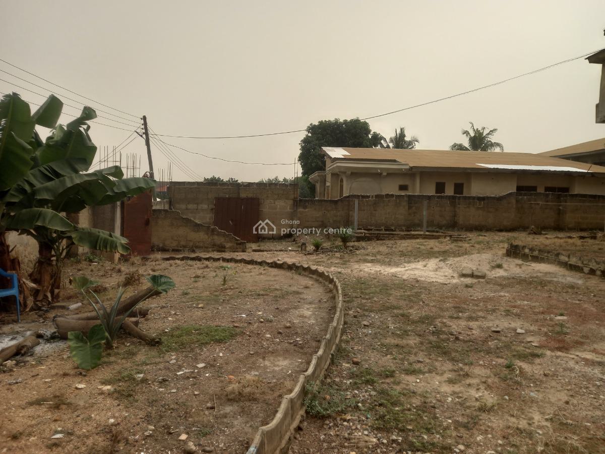 6 Bedrooms, Kronum, Near Suame, Makro., Kumasi Metropolitan, Ashanti, House for Sale