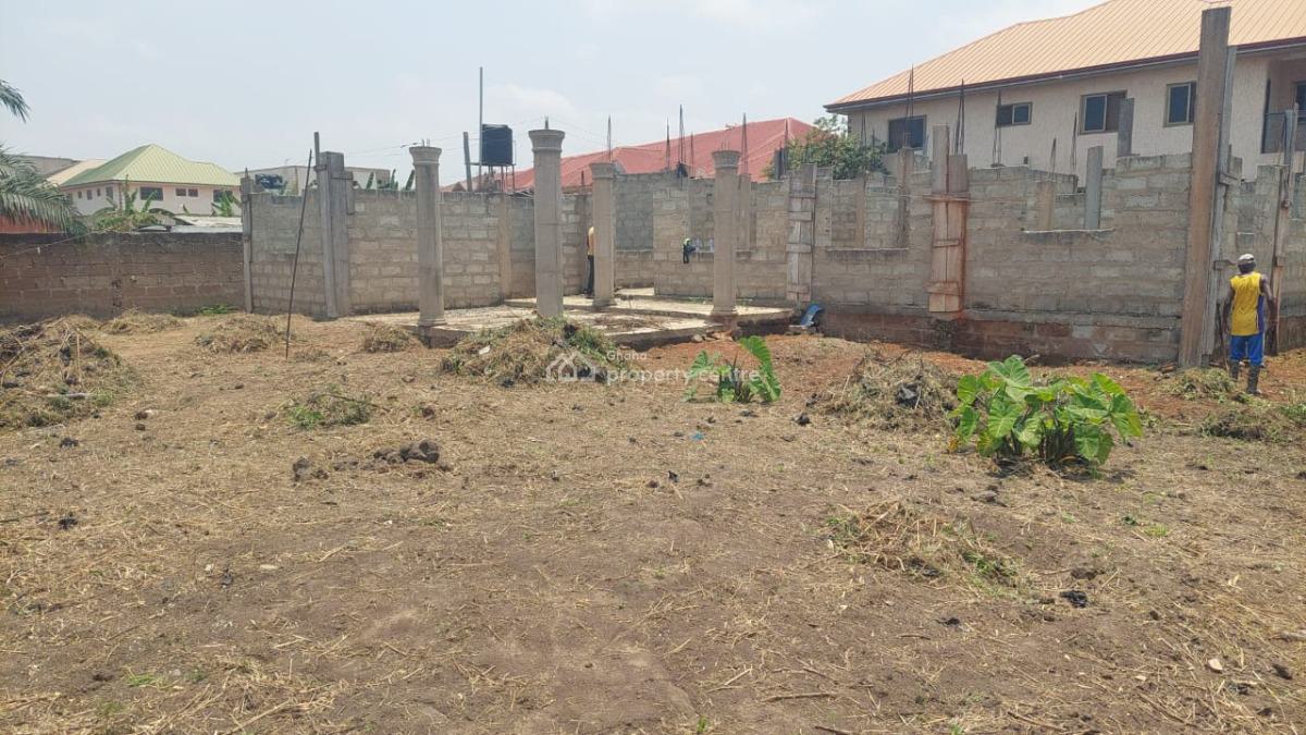 Uncompleted 6 Bedrooms En-suite, Lakeside Estate, Community 6, Adenta, Adenta Municipal, Accra, Residential Land for Sale