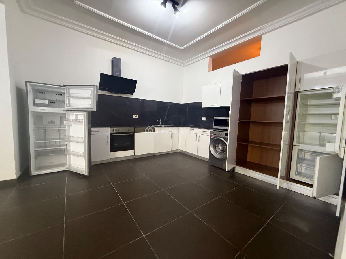 Executive 2 Bedrooms Furnished Apartment, Oxfords Street, Osu, Accra, Apartment for Rent