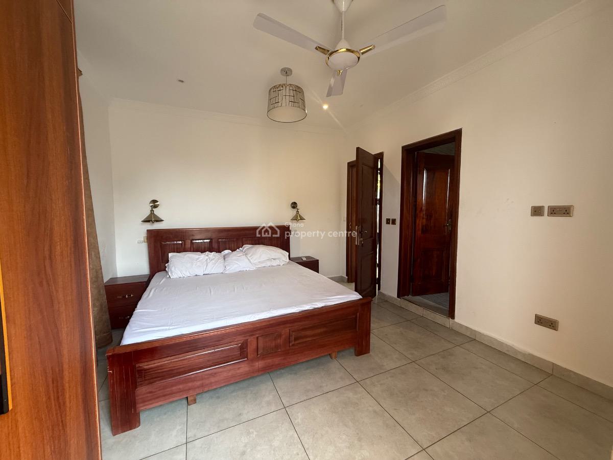 Executive 2 Bedrooms Furnished Apartment, Oxfords Street, Osu, Accra, Apartment for Rent