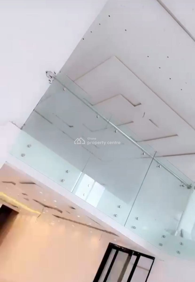 5 Bedrooms, Abuakwa Sepaase, Sofoline Tanoso Road., Kumasi Metropolitan, Ashanti, House for Sale