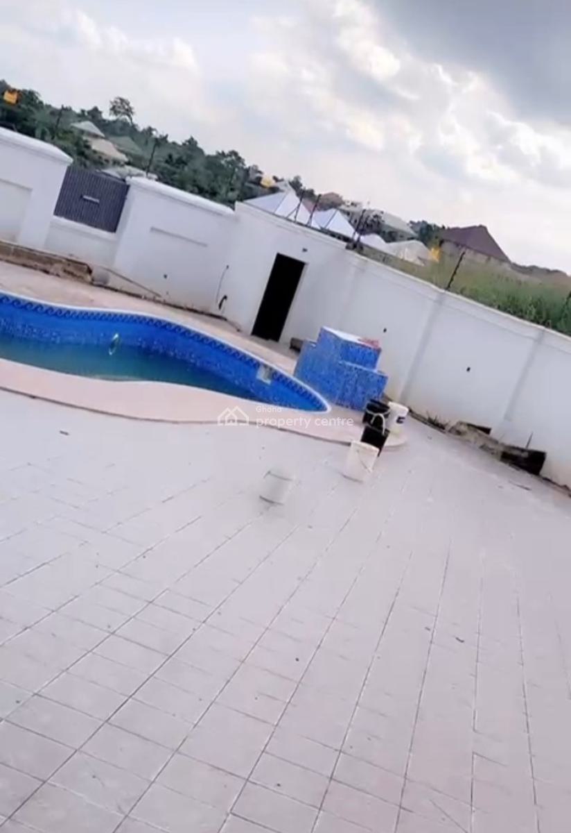 5 Bedrooms, Abuakwa Sepaase, Sofoline Tanoso Road., Kumasi Metropolitan, Ashanti, House for Sale