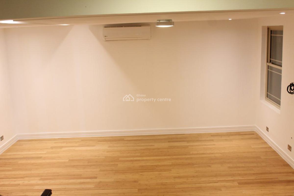 3 Bedroom Townhouse with Staff Quarters in a Gated Community with Pool, Cantonments, Accra, Townhouse for Rent