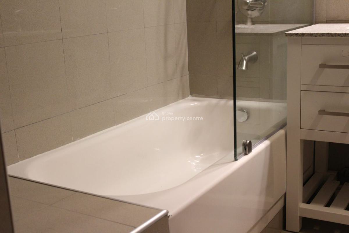 3 Bedroom Townhouse with Staff Quarters in a Gated Community with Pool, Cantonments, Accra, Townhouse for Rent