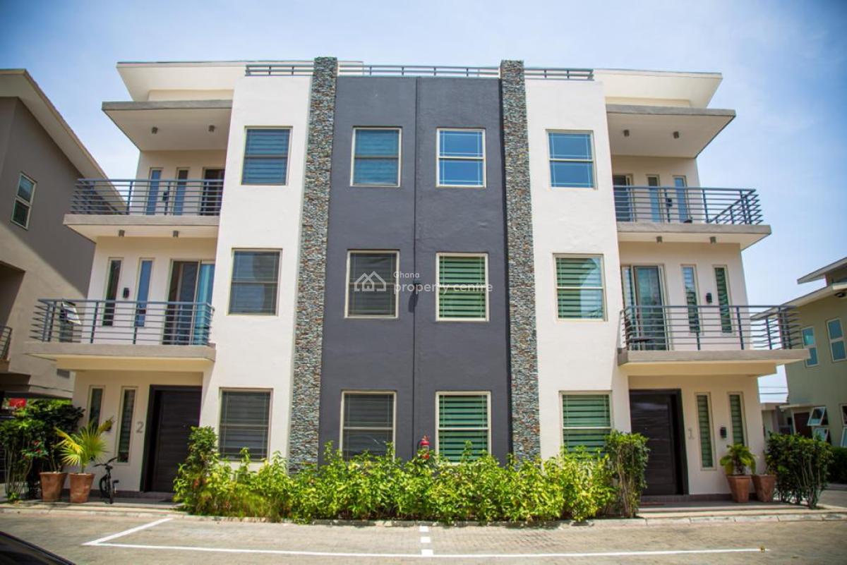 3 Bedrooms Townhouse with Staff Quarters in a Gated Community with Pool, Cantonments, Accra, Townhouse for Rent