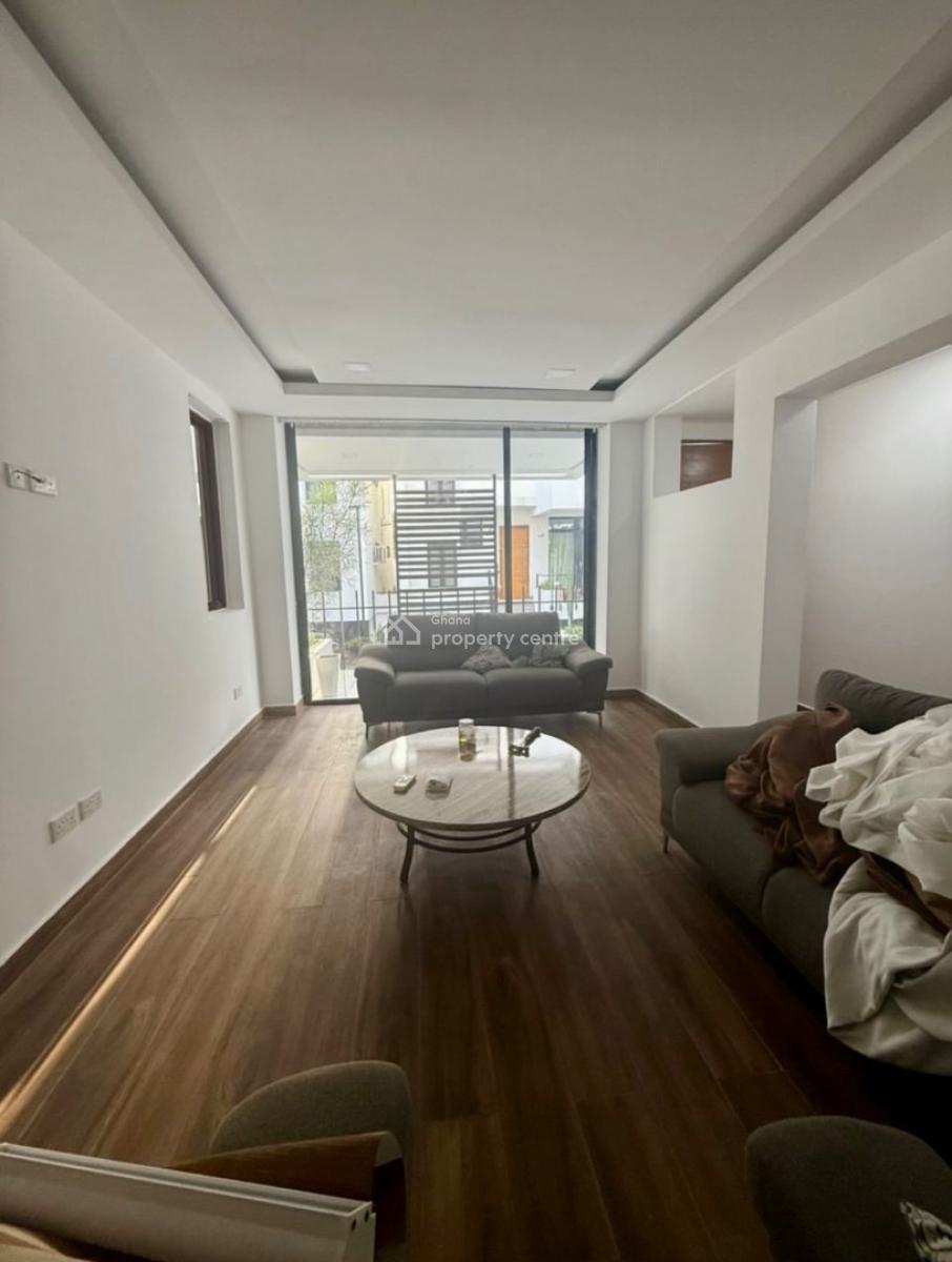 4 Bedroom Townhouse with a Private Pool in a Gated Community, Cantonments, Accra, Townhouse for Rent