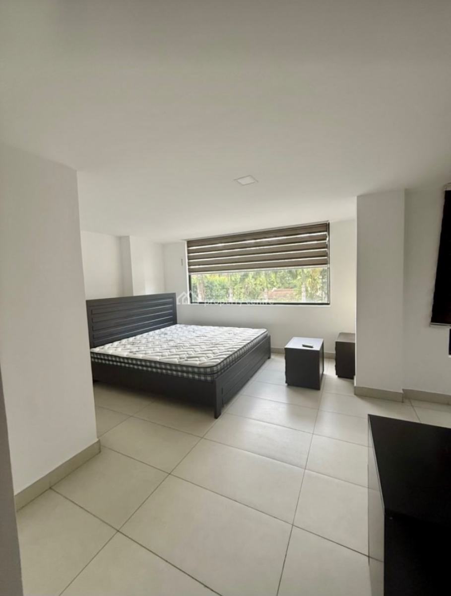 4 Bedroom Townhouse with a Private Pool in a Gated Community, Cantonments, Accra, Townhouse for Rent