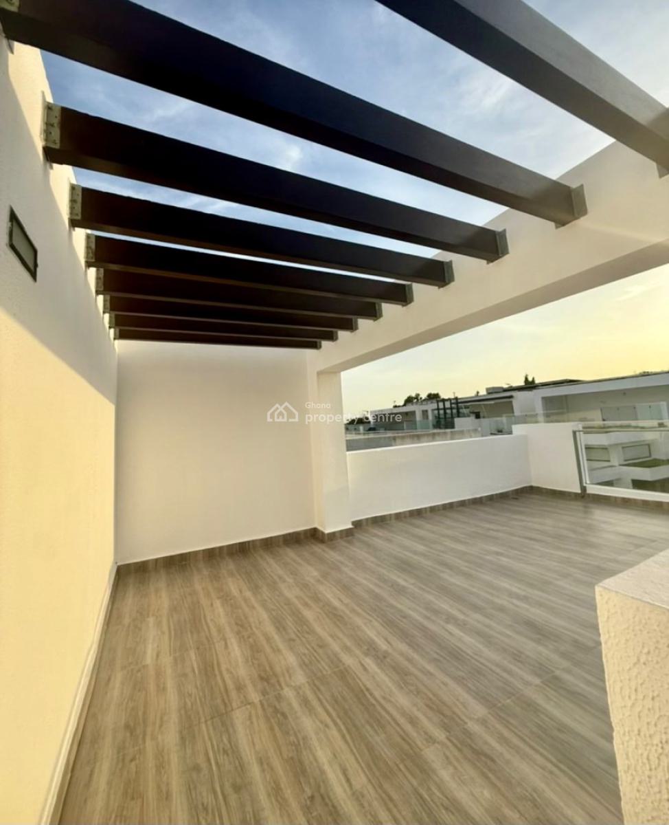 4 Bedroom Townhouse with a Private Pool in a Gated Community, Cantonments, Accra, Townhouse for Rent