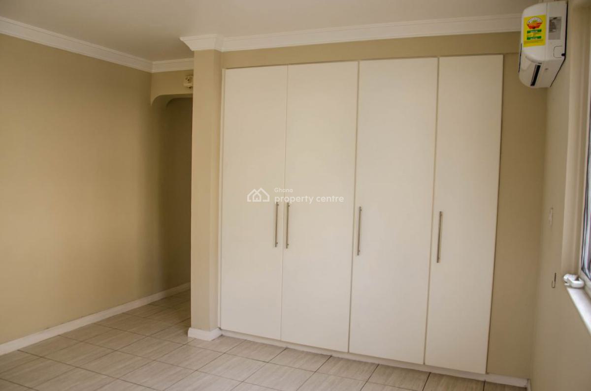 3 Bedroom Townhouse with Staff Quarters in a Gated Community with Pool, Cantonments, Accra, Townhouse for Rent