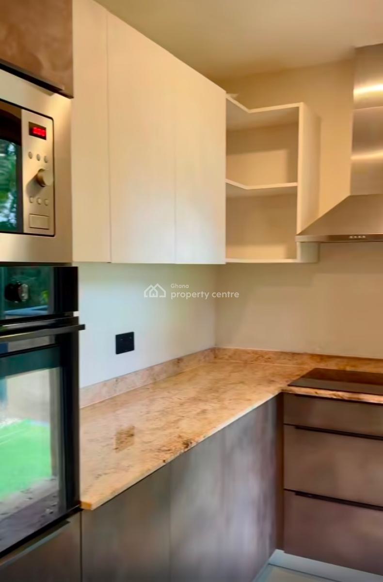 Furnished 2 Bedroom Apartment in a Gated Community with Pool and Gym, Cantonments, Accra, Apartment for Rent