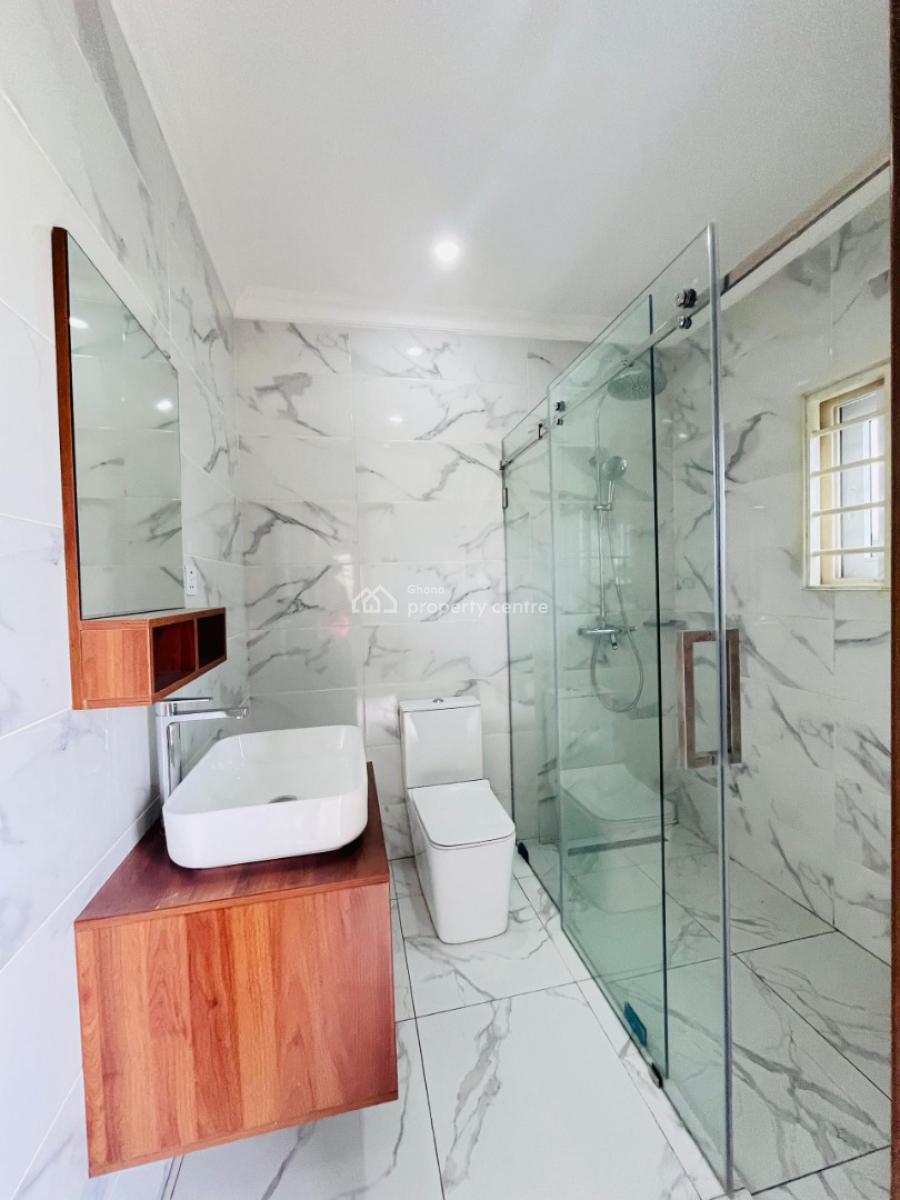 Executive 7 Bedrooms, Burma Camp, Accra, House for Rent
