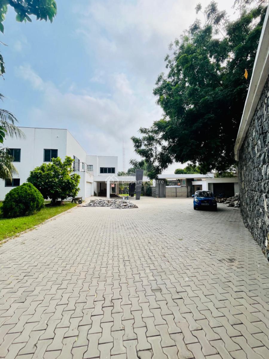 Executive 7 Bedrooms, Burma Camp, Accra, House for Rent