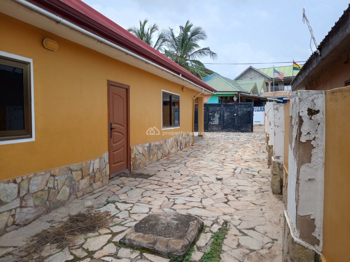 New 3 Master Bedrooms House, Adjen Kotoku Onion Market Area, Amasaman, Ga West Municipal, Accra, Detached Bungalow for Sale