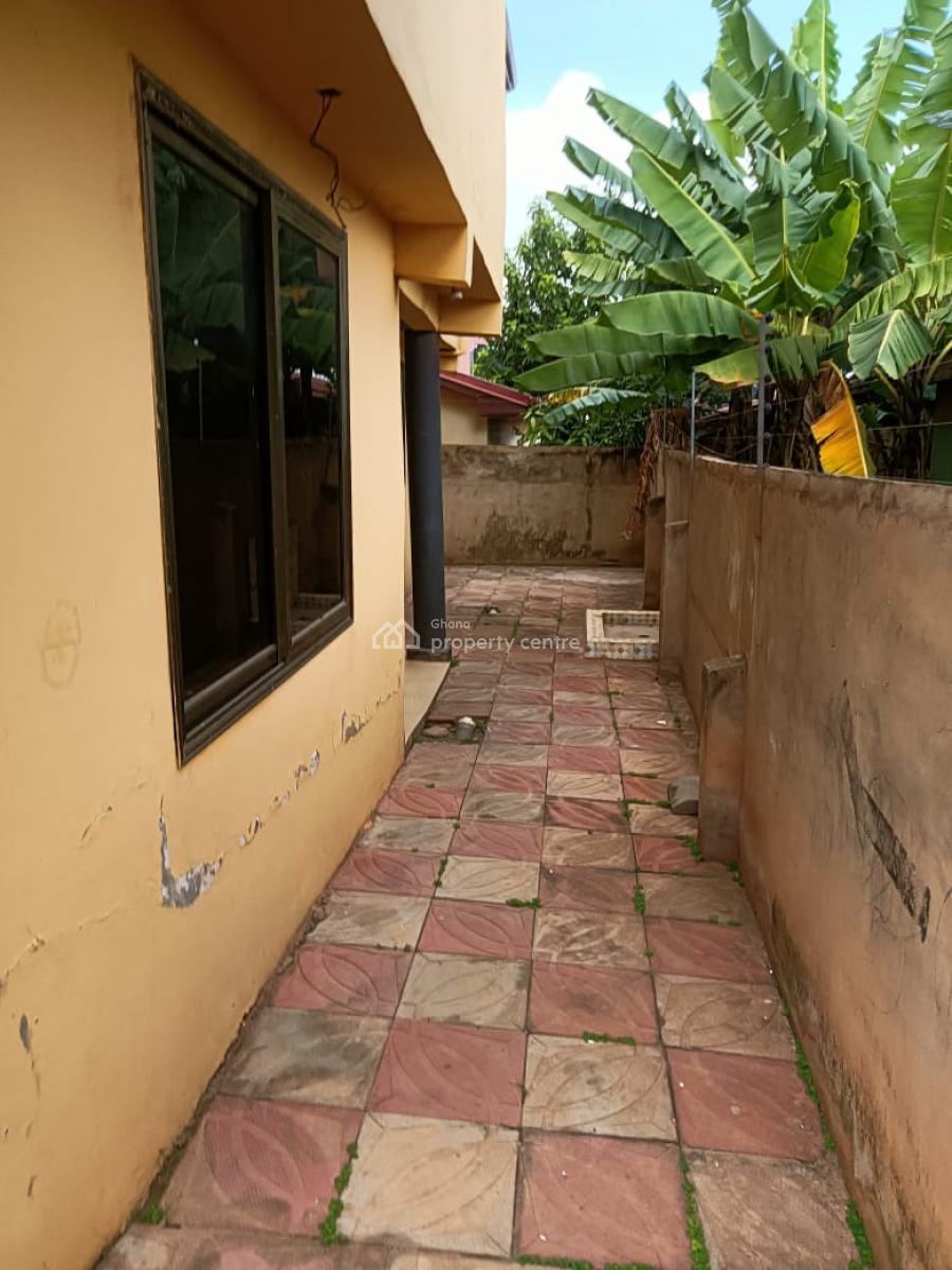 5 Master Bedrooms House, Ablekuma Pentecost, Accra Metropolitan, Accra, Detached Bungalow for Rent