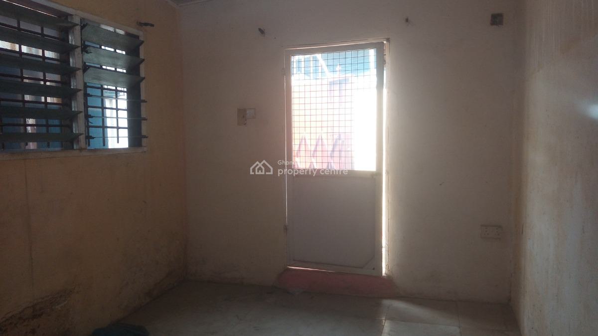 Single Room Apartment Close to The Main Road, Close to Baatsona Total, Baatsonaa, Spintex, Accra, Apartment for Rent