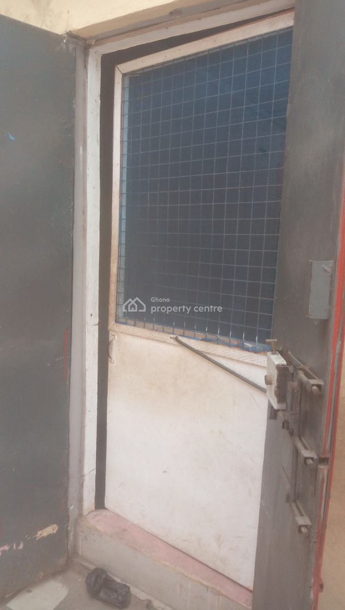 Single Room Apartment Close to The Main Road, Close to Baatsona Total, Baatsonaa, Spintex, Accra, Apartment for Rent