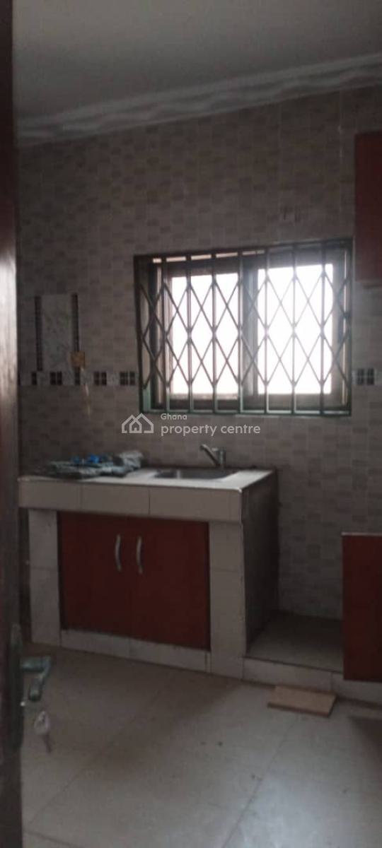 Titled 4 Bedrooms House, Montessori School Area, Gbawe, Ga South Municipal, Accra, Detached Bungalow for Sale