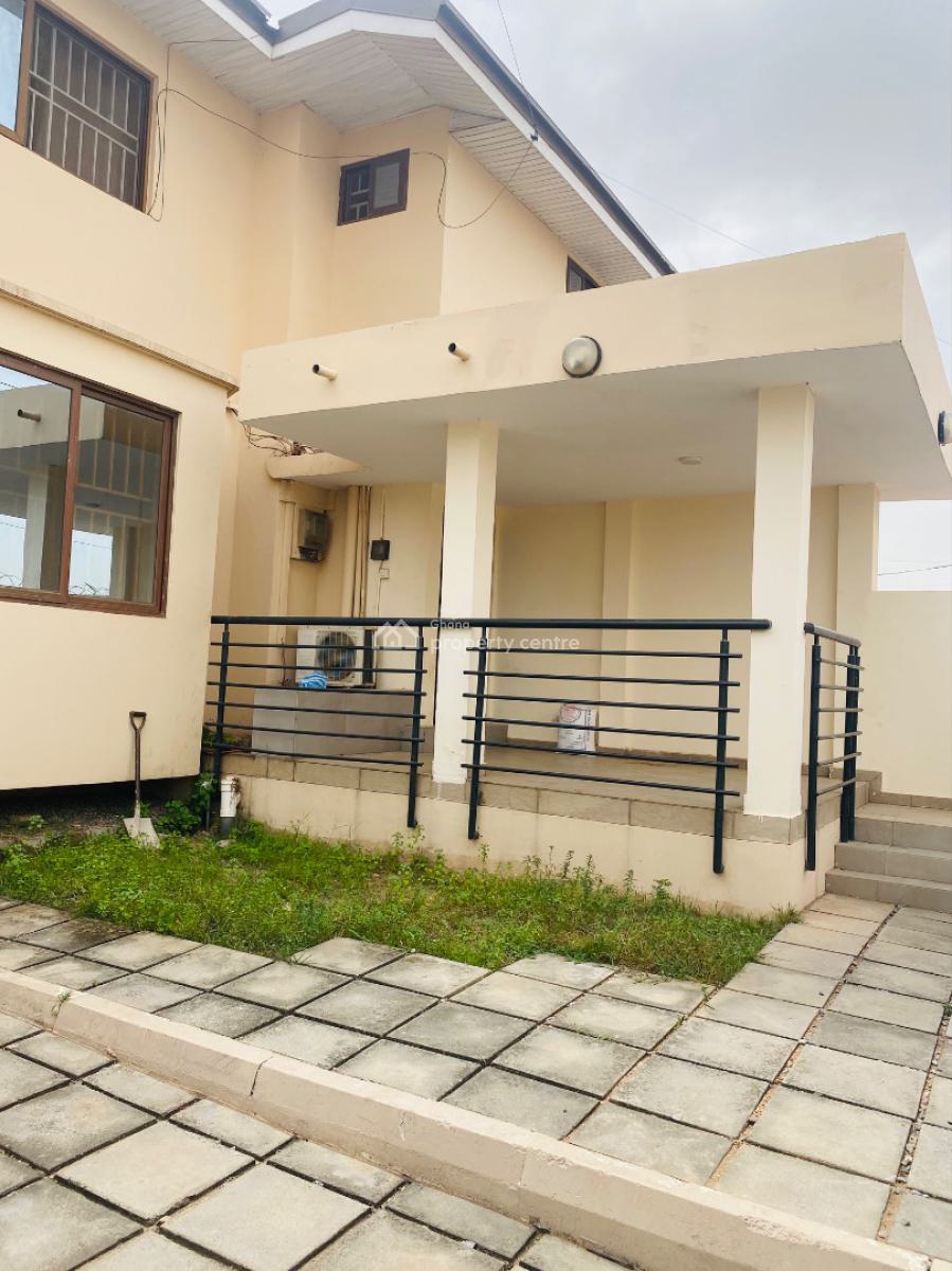 2 Bedrooms, Cfc Estate, Achimota, Accra, Detached Bungalow for Rent