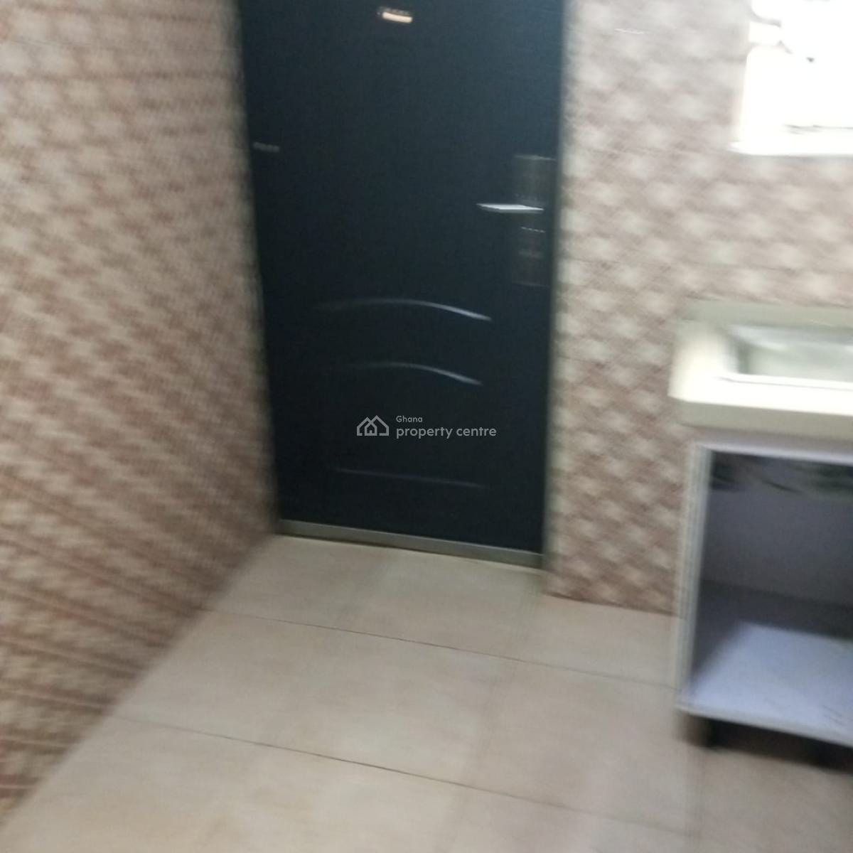 Executive 2 Bedrooms, Teshie New Town, Accra, Apartment for Rent