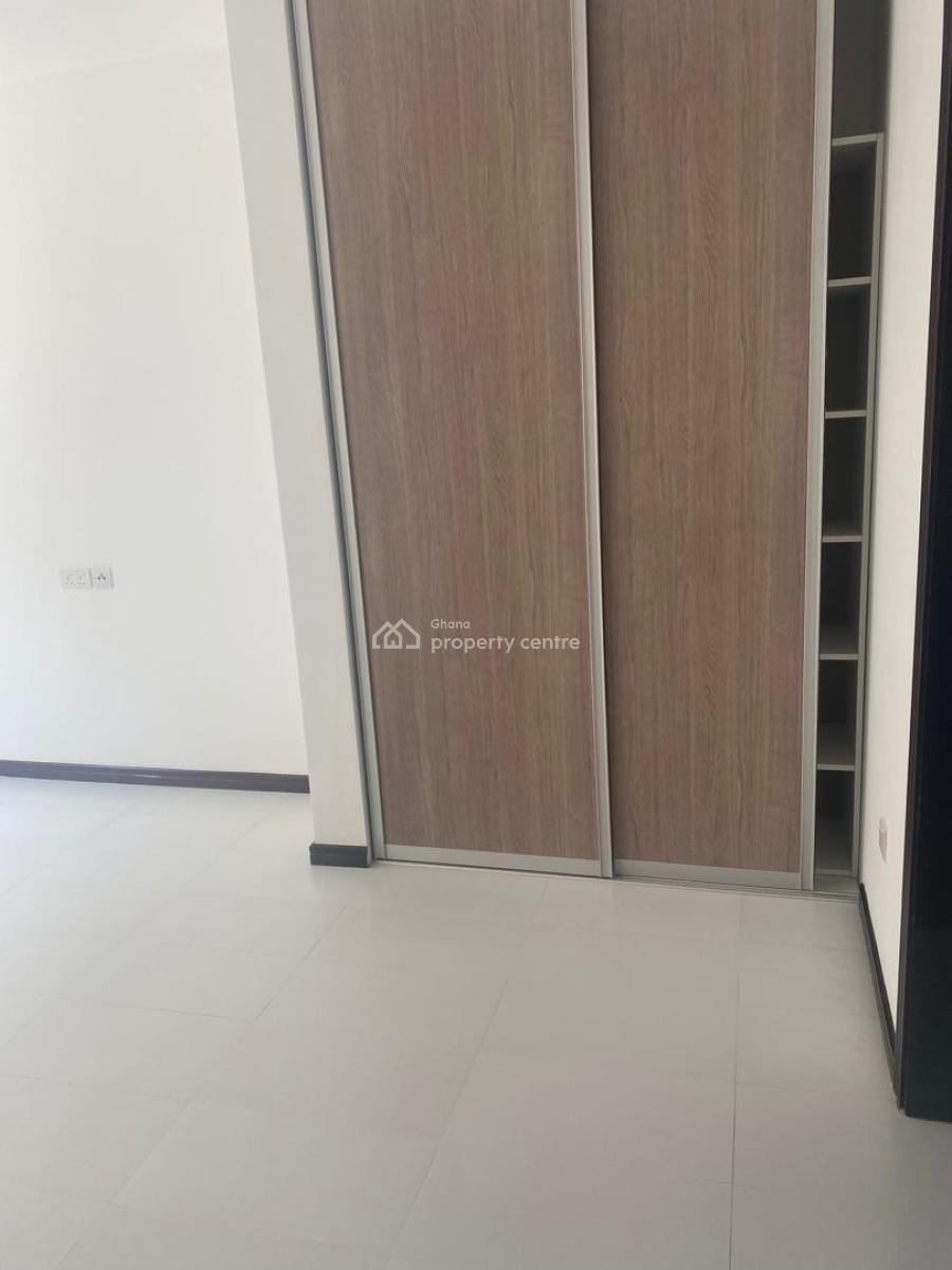 Executive 2 Bedrooms, Cantonments, Accra, Apartment for Sale