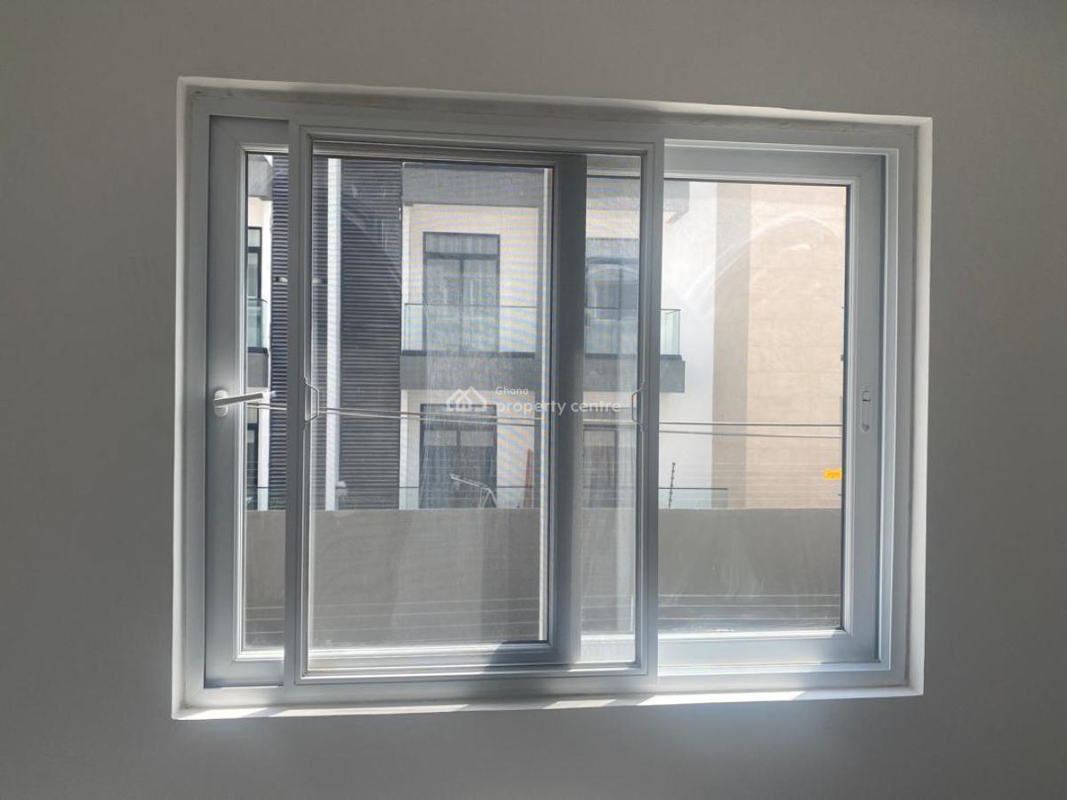 Executive 2 Bedrooms, Cantonments, Accra, Apartment for Sale