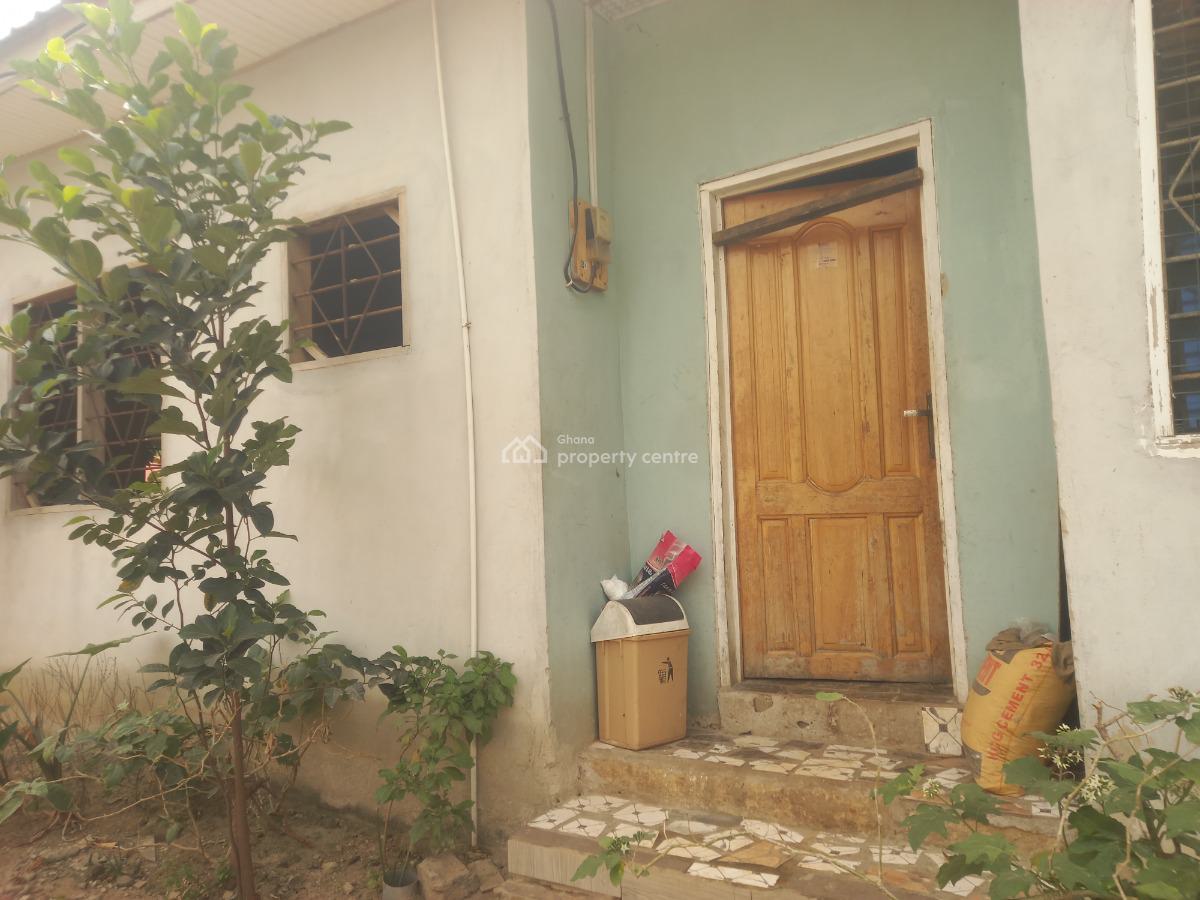 6 Bedrooms, Duase New Site., Kumasi Metropolitan, Ashanti, House for Sale