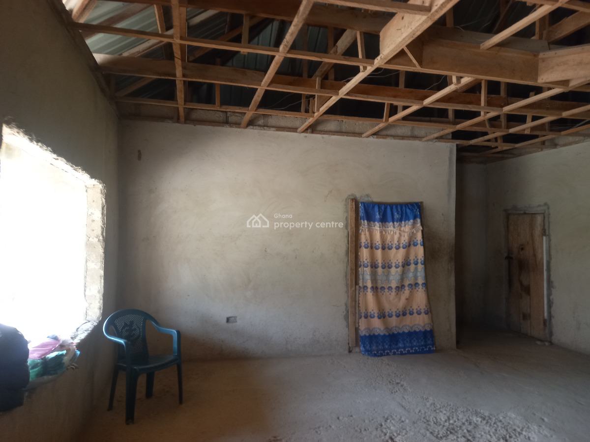 6 Bedrooms, Duase New Site., Kumasi Metropolitan, Ashanti, House for Sale