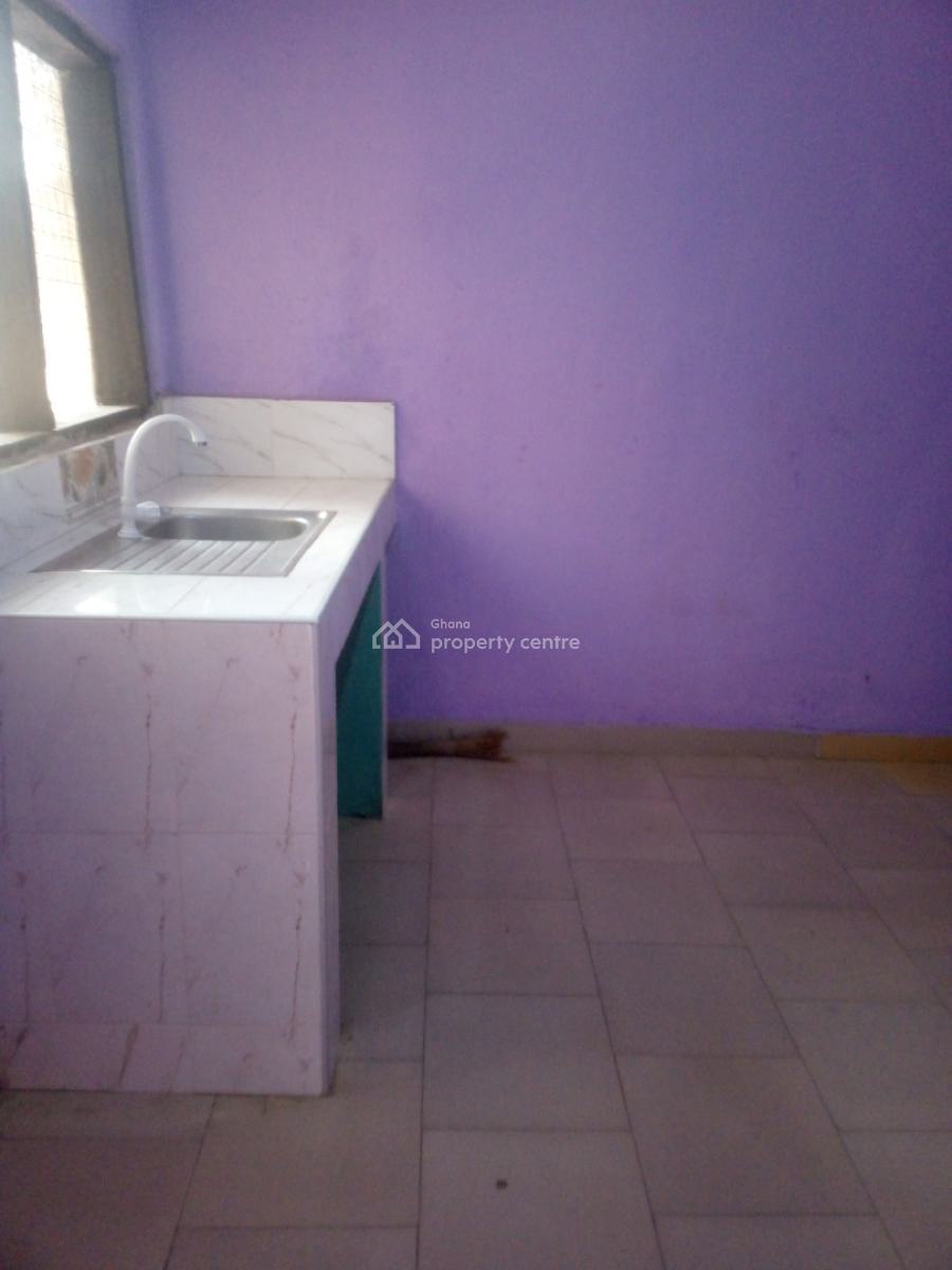 Nice Chamber and Hall Self Contain Apartment, 7th Lake Pool Street, Awoshie, Ga Central Municipal, Accra, Mini Flat for Rent