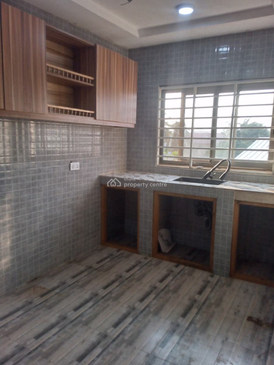 Executive 2 Bedroom Apartment, Presby Close, Kwashieman, Accra, Mini Flat for Rent