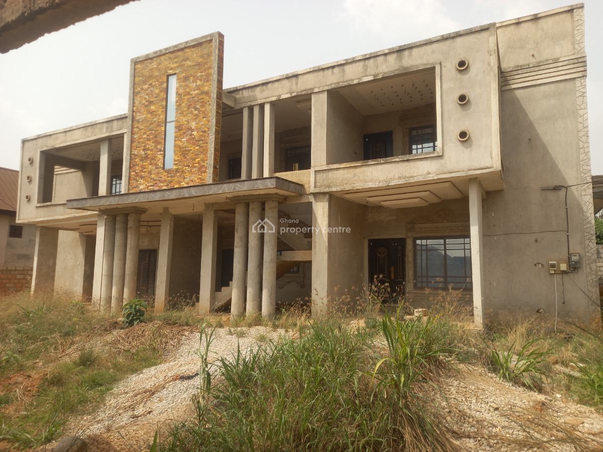 10 Bedrooms, Pakyi No 2. Santasi Road., Kumasi Metropolitan, Ashanti, House for Sale