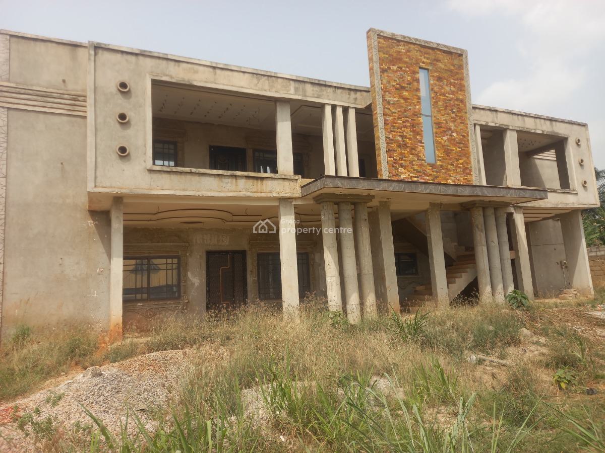 10 Bedrooms, Pakyi No 2. Santasi Road., Kumasi Metropolitan, Ashanti, House for Sale