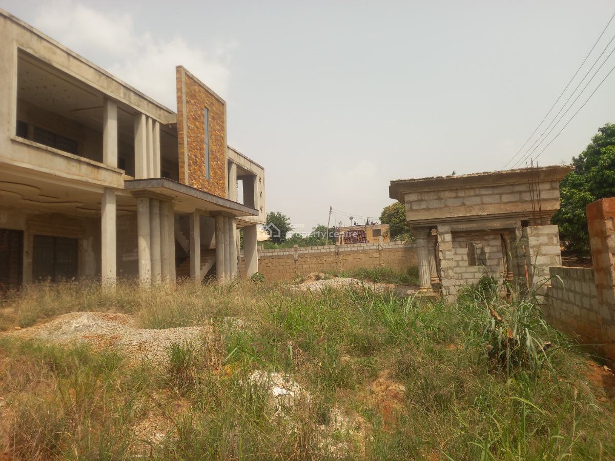 10 Bedrooms, Pakyi No 2. Santasi Road., Kumasi Metropolitan, Ashanti, House for Sale