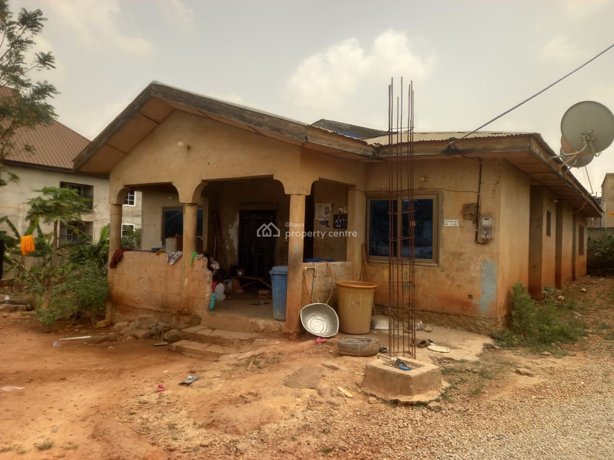 4 Bedrooms, Santasi Ampatia, Near Santasi Station., Kumasi Metropolitan, Ashanti, House for Sale