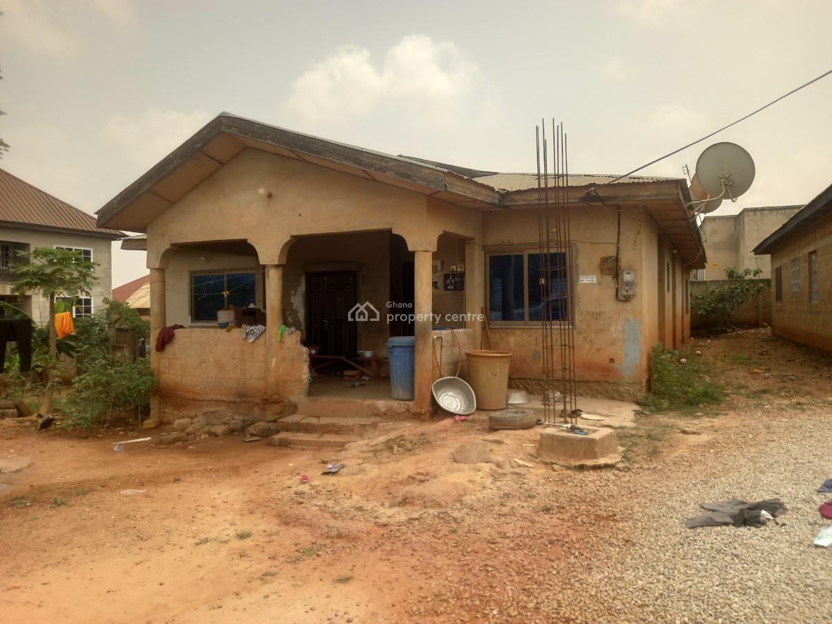 4 Bedrooms, Santasi Ampatia, Near Santasi Station., Kumasi Metropolitan, Ashanti, House for Sale