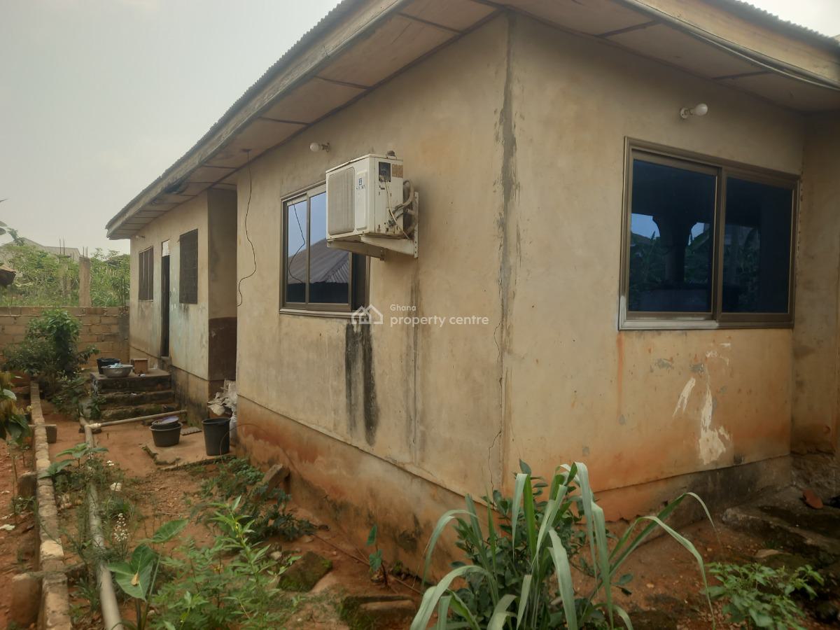 4 Bedrooms, Santasi Ampatia, Near Santasi Station., Kumasi Metropolitan, Ashanti, House for Sale