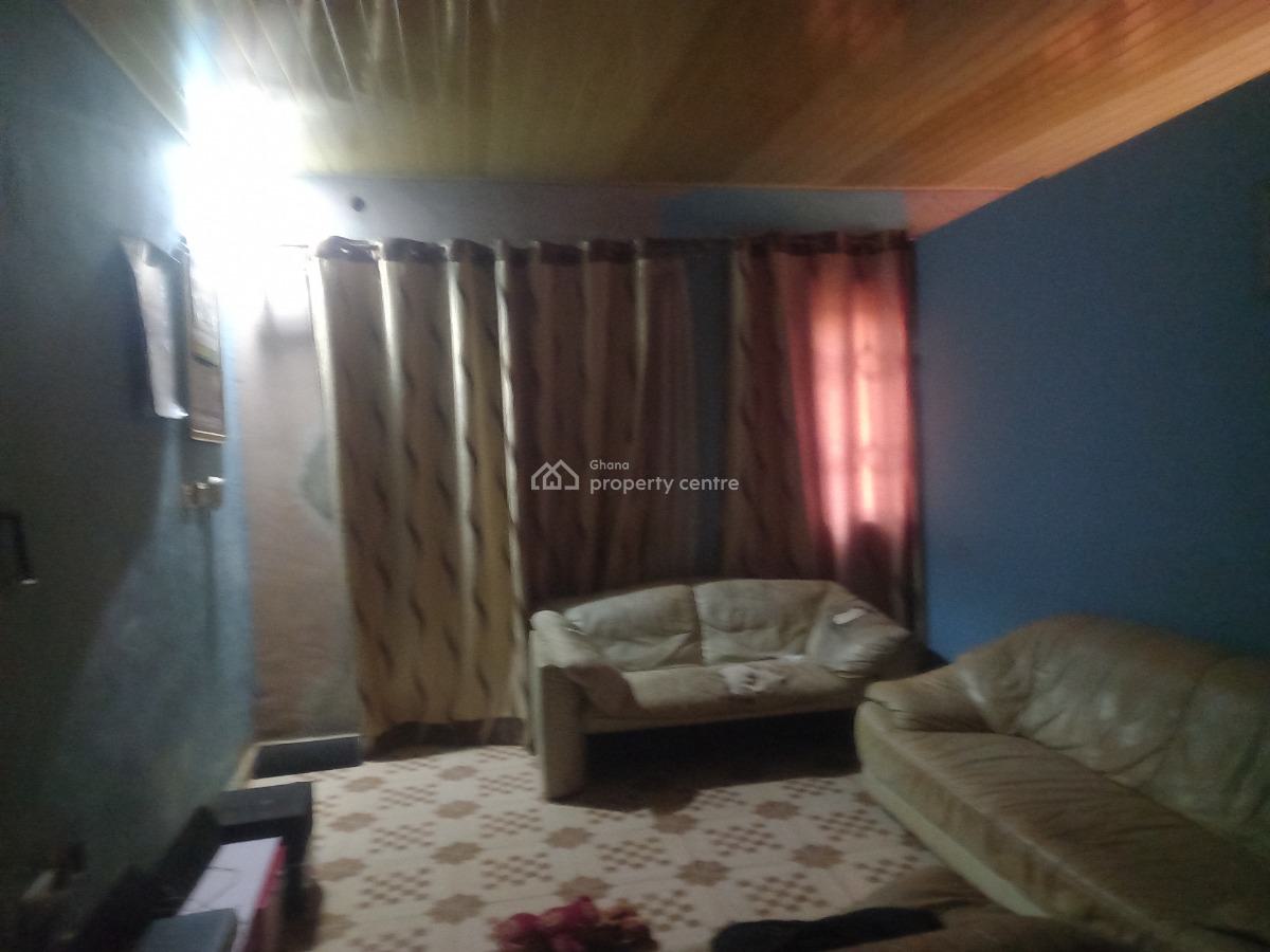 4 Bedrooms, Santasi Ampatia, Near Santasi Station., Kumasi Metropolitan, Ashanti, House for Sale