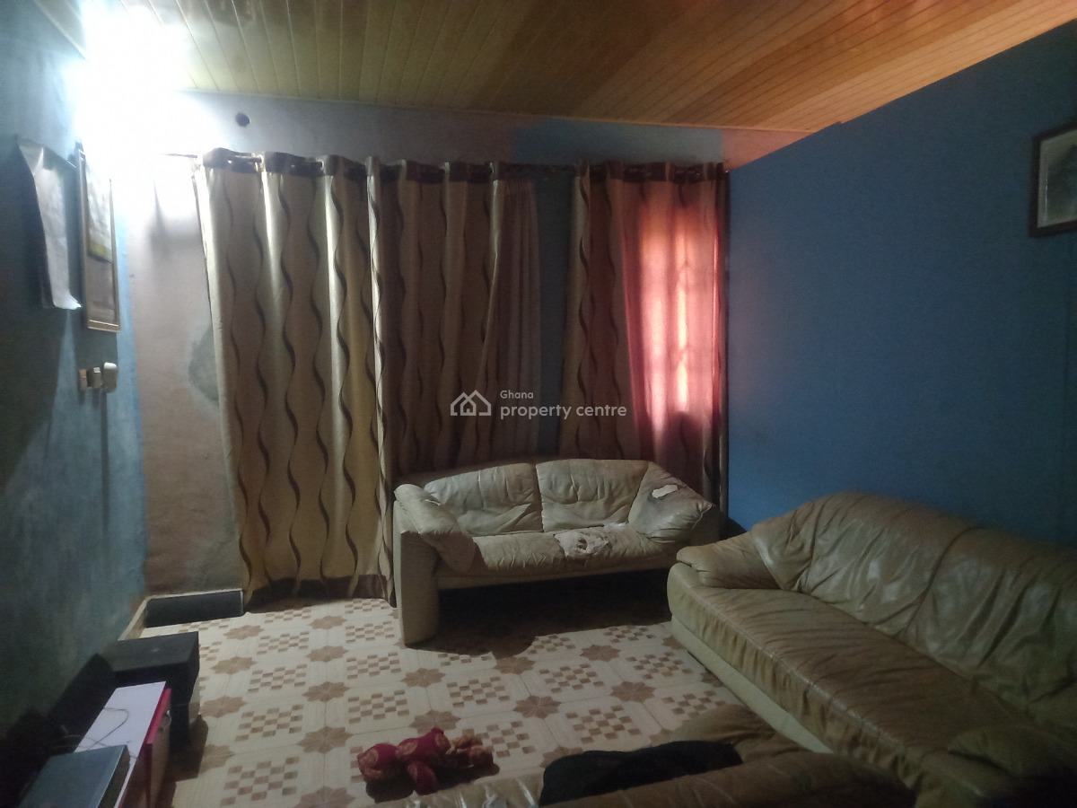 4 Bedrooms, Santasi Ampatia, Near Santasi Station., Kumasi Metropolitan, Ashanti, House for Sale