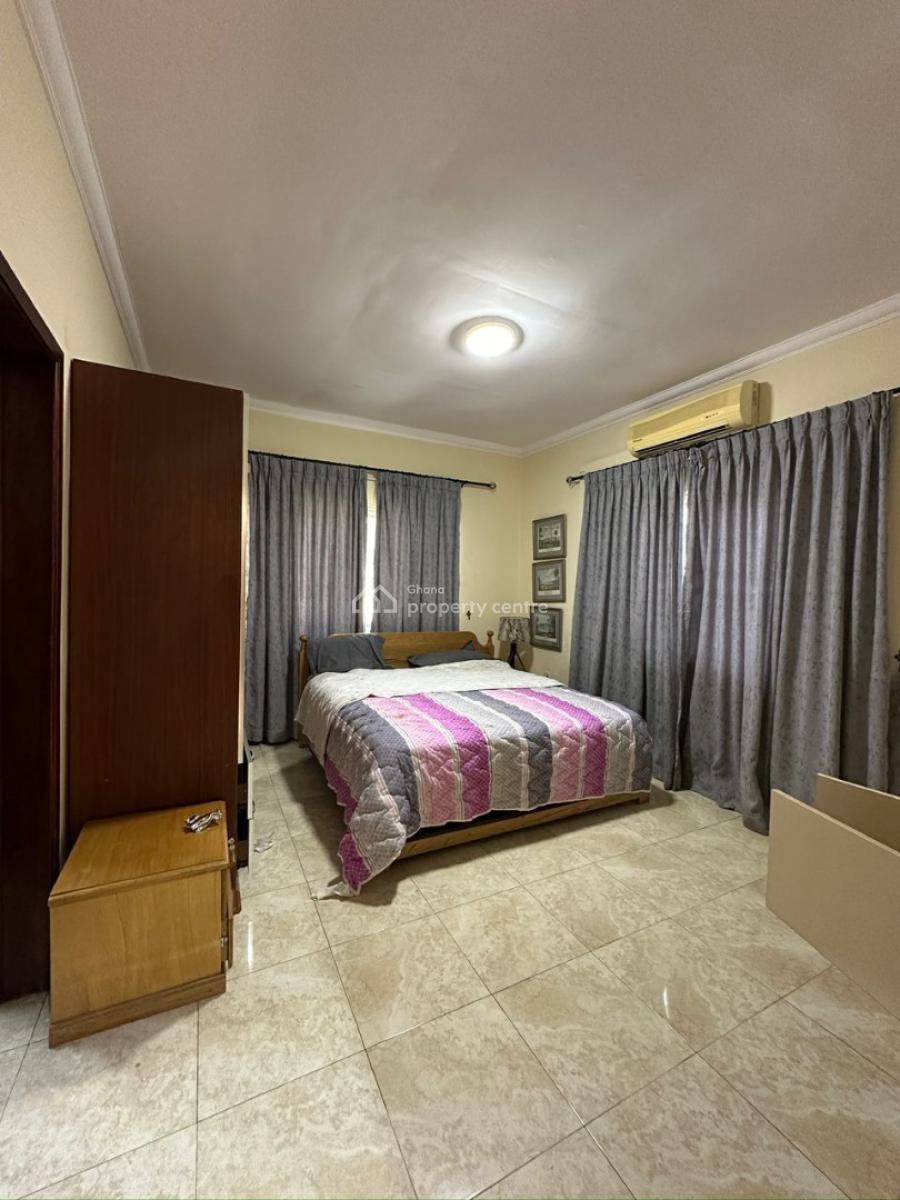 Executive 2 Units of 3 Bedrooms, Kanda Estate, Accra, House for Sale