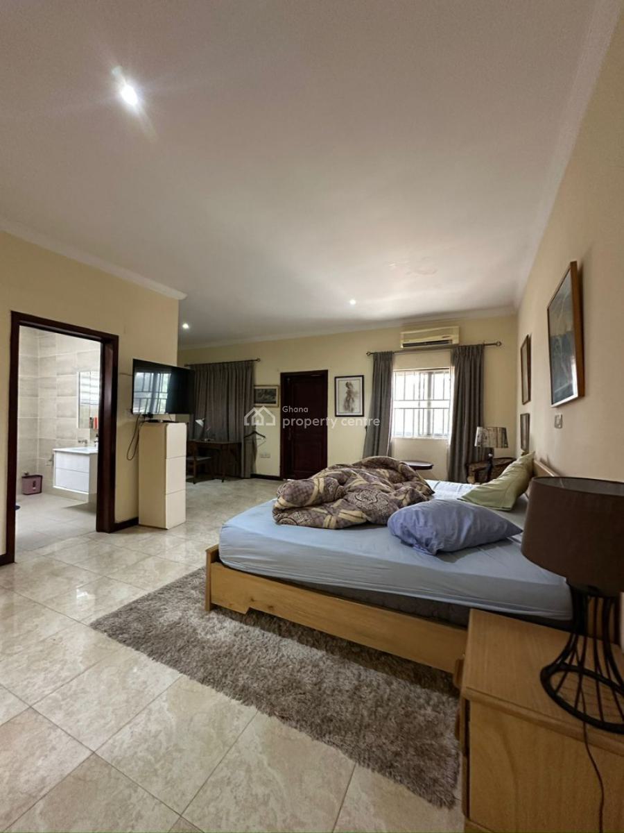 Executive 2 Units of 3 Bedrooms, Kanda Estate, Accra, House for Sale