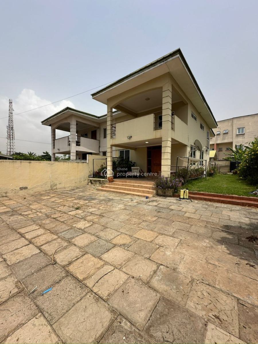 Executive 2 Units of 3 Bedrooms, Kanda Estate, Accra, House for Sale