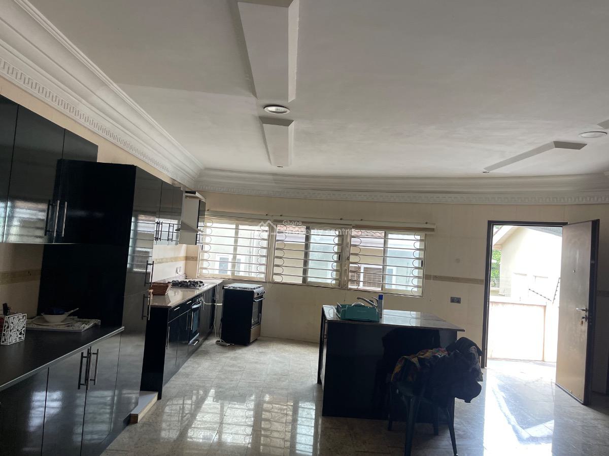 Luxurious 4-bedroom,2-room Bq + Swimming Pool, Airport Hills Next to Lister Hospital, East Airport, Airport Residential Area, Accra, House for Sale