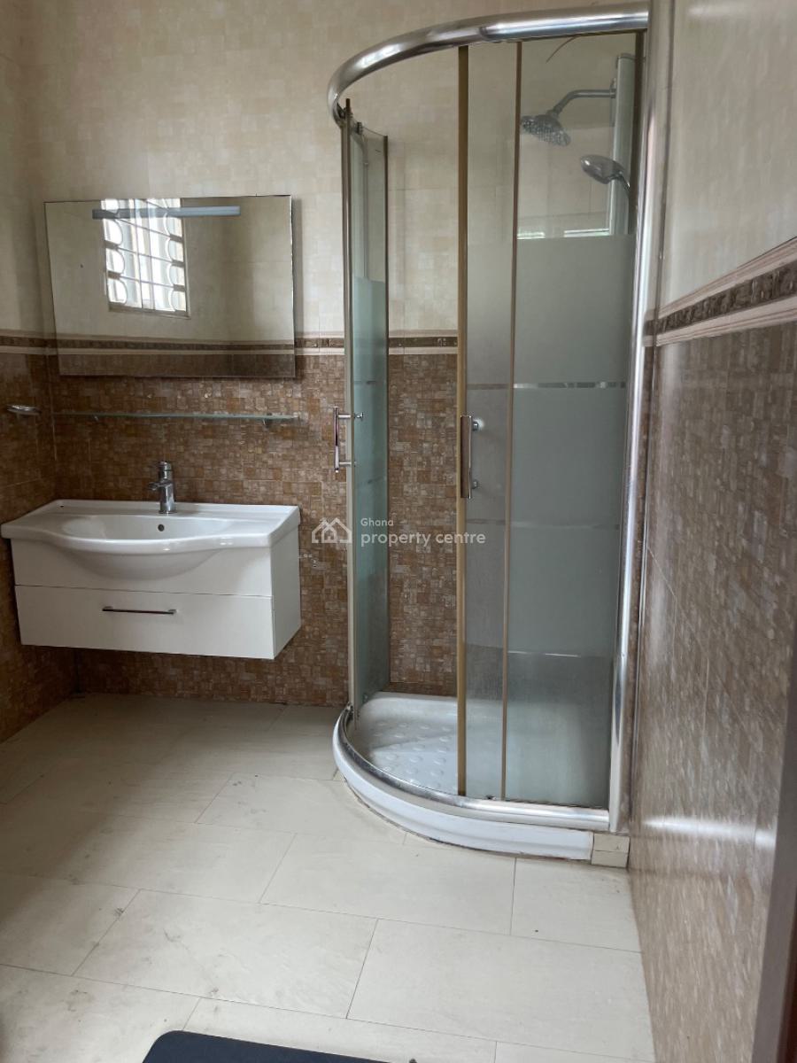 Luxurious 4-bedroom,2-room Bq + Swimming Pool, Airport Hills Next to Lister Hospital, East Airport, Airport Residential Area, Accra, House for Sale