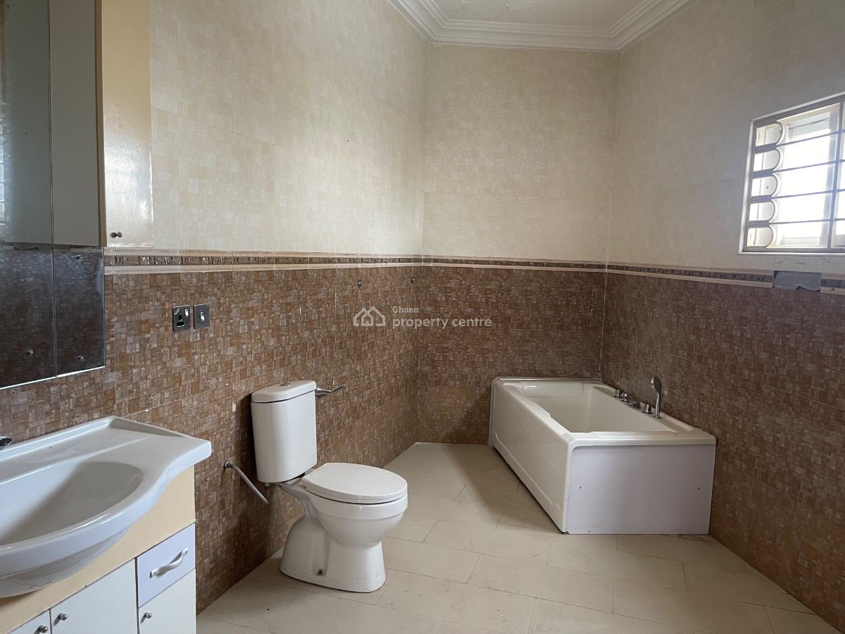 Luxurious 4-bedroom,2-room Bq + Swimming Pool, Airport Hills Next to Lister Hospital, East Airport, Airport Residential Area, Accra, House for Sale