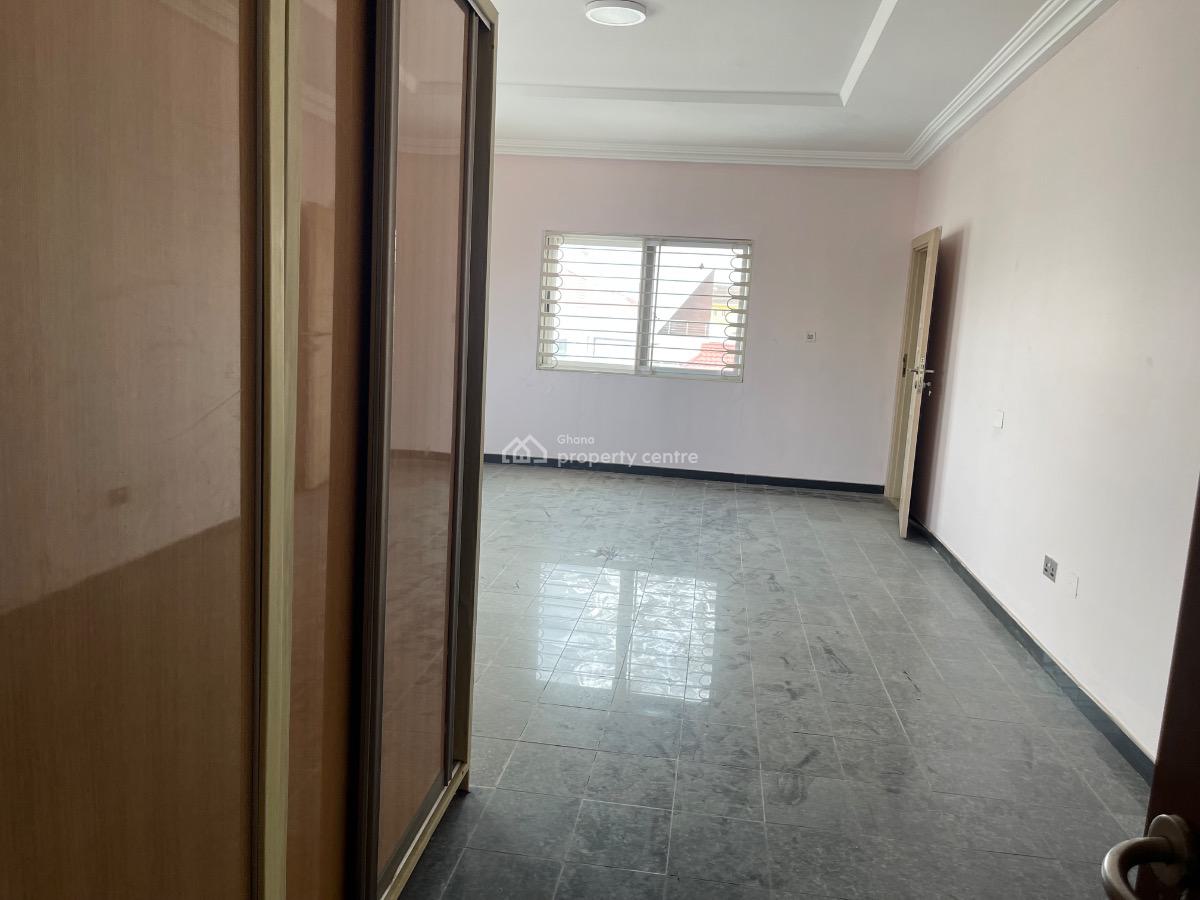 Luxurious 4-bedroom,2-room Bq + Swimming Pool, Airport Hills Next to Lister Hospital, East Airport, Airport Residential Area, Accra, House for Sale