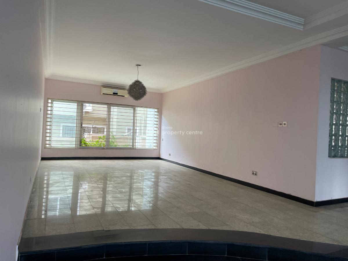 Luxurious 4-bedroom,2-room Bq + Swimming Pool, Airport Hills Next to Lister Hospital, East Airport, Airport Residential Area, Accra, House for Sale