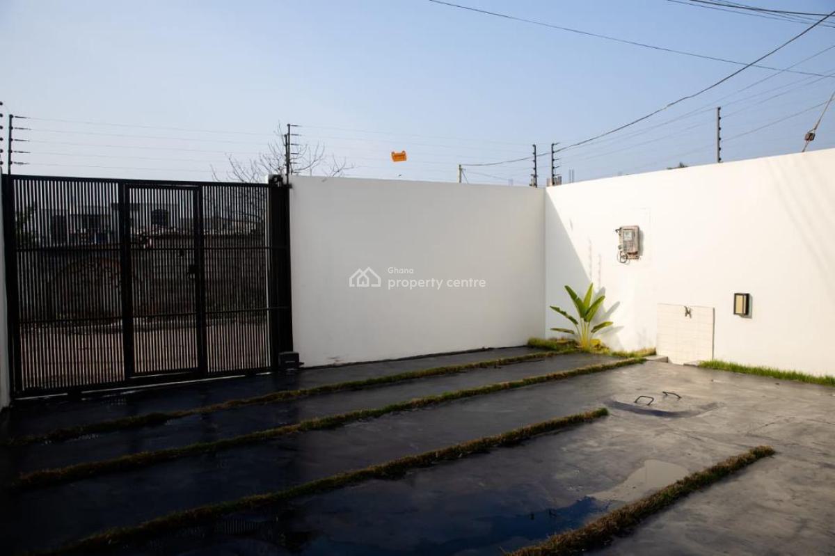 Terraced 2 Bedroom Duplex with Private Compound, Tseaddo, East Airport, Airport Residential Area, Accra, Terraced Duplex for Sale