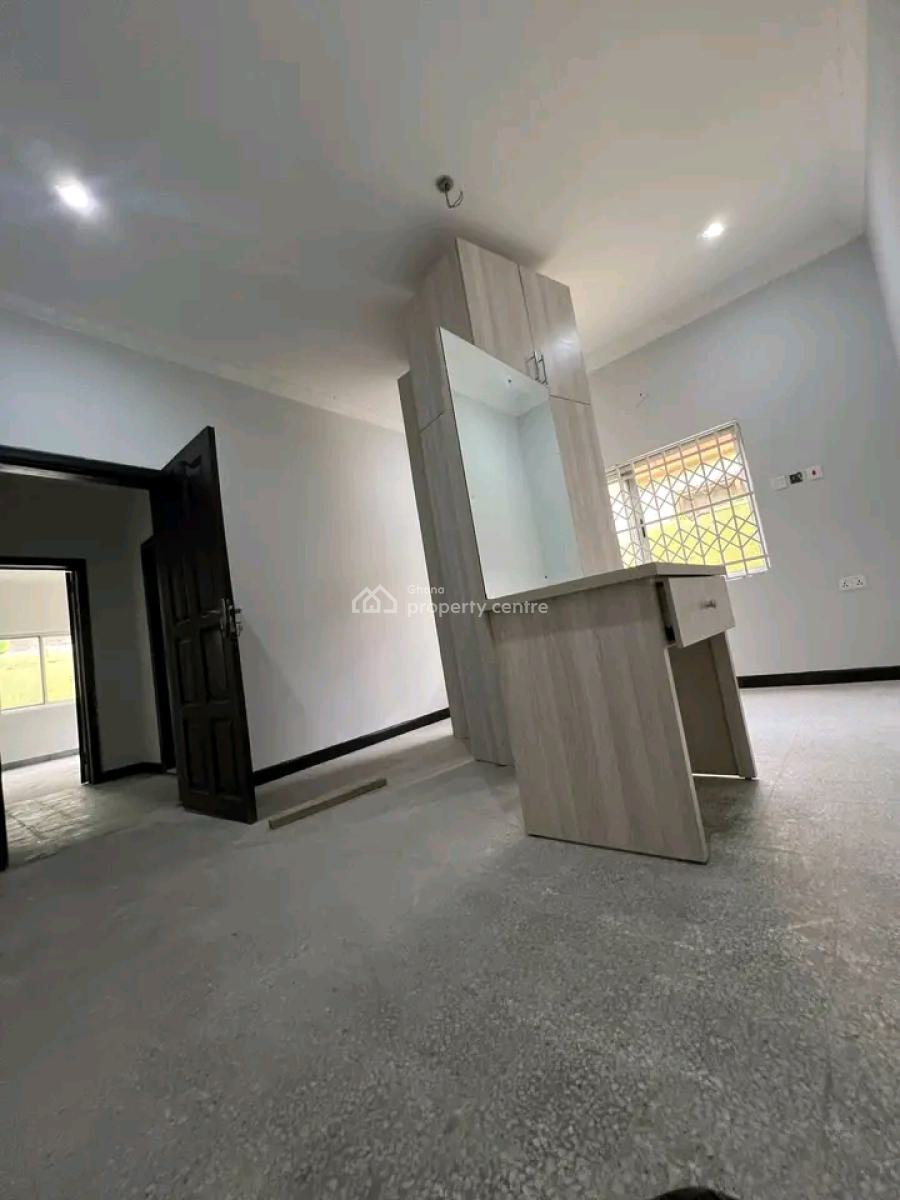 Decent 4-bed House @ Tesano, Tesano, Accra, House for Rent