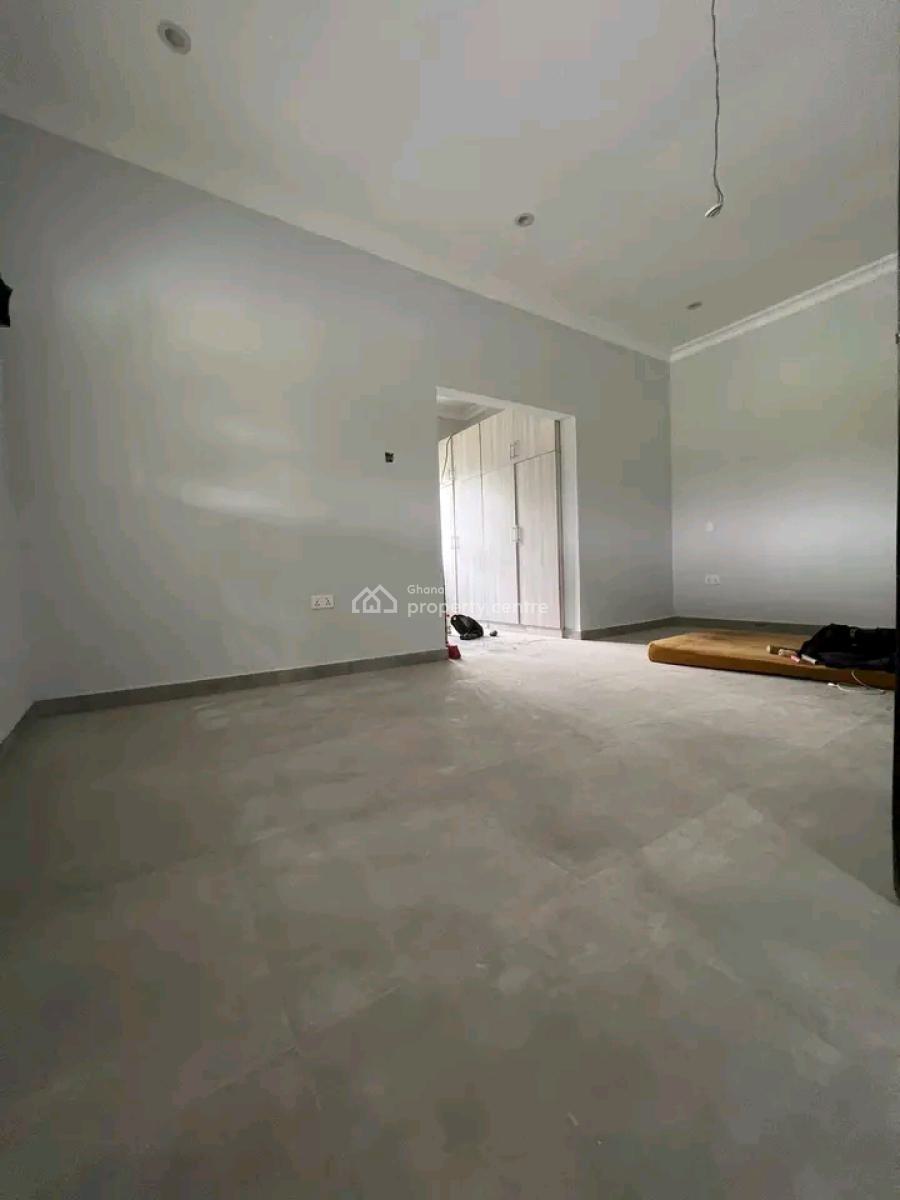 Decent 4-bed House @ Tesano, Tesano, Accra, House for Rent