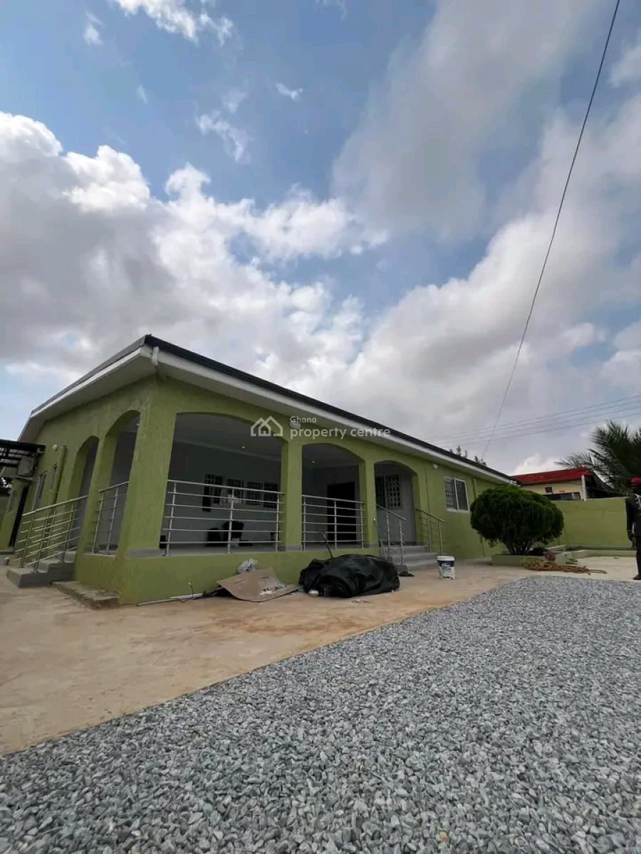 Decent 4-bed House @ Tesano, Tesano, Accra, House for Rent
